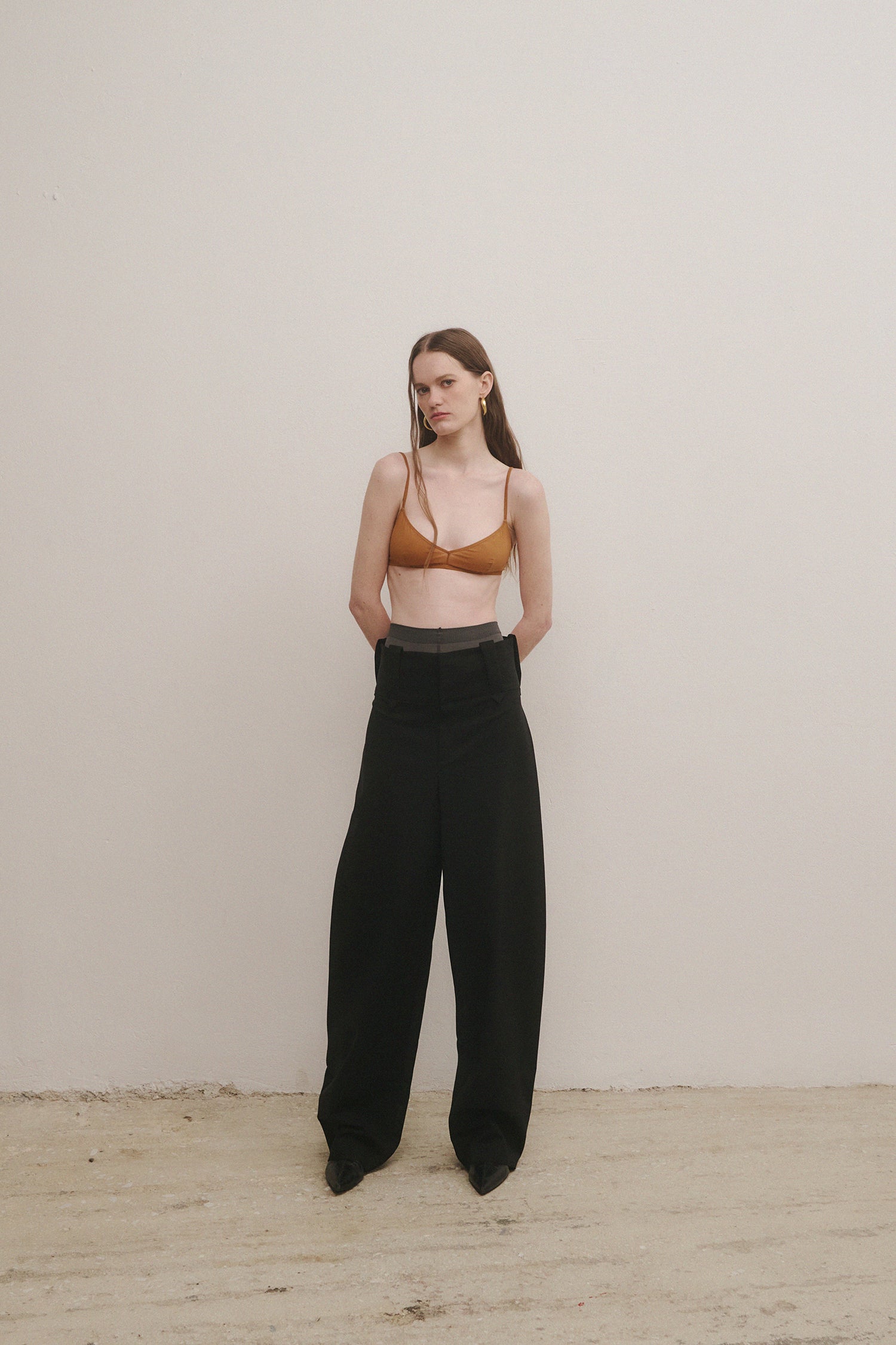 STRUCTURED PARACHUTE PANTS – Athénée Studios